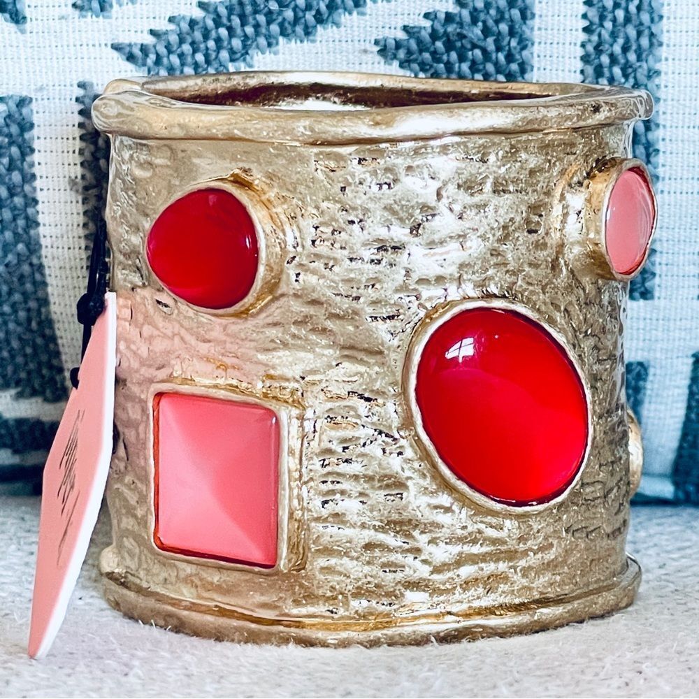 NWT Piper K. Gorgeous Gold Red Pink Thick Cuff Bracelet intricate Stones Design